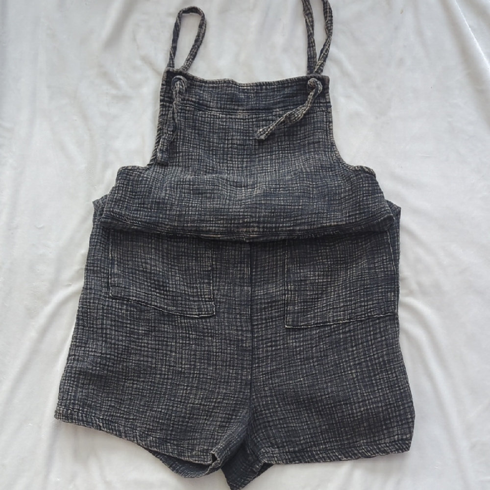 Zenana Outfitters Charcoal Textured Jumpsuit
